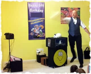 Magic show for a Maryland Birthday Party